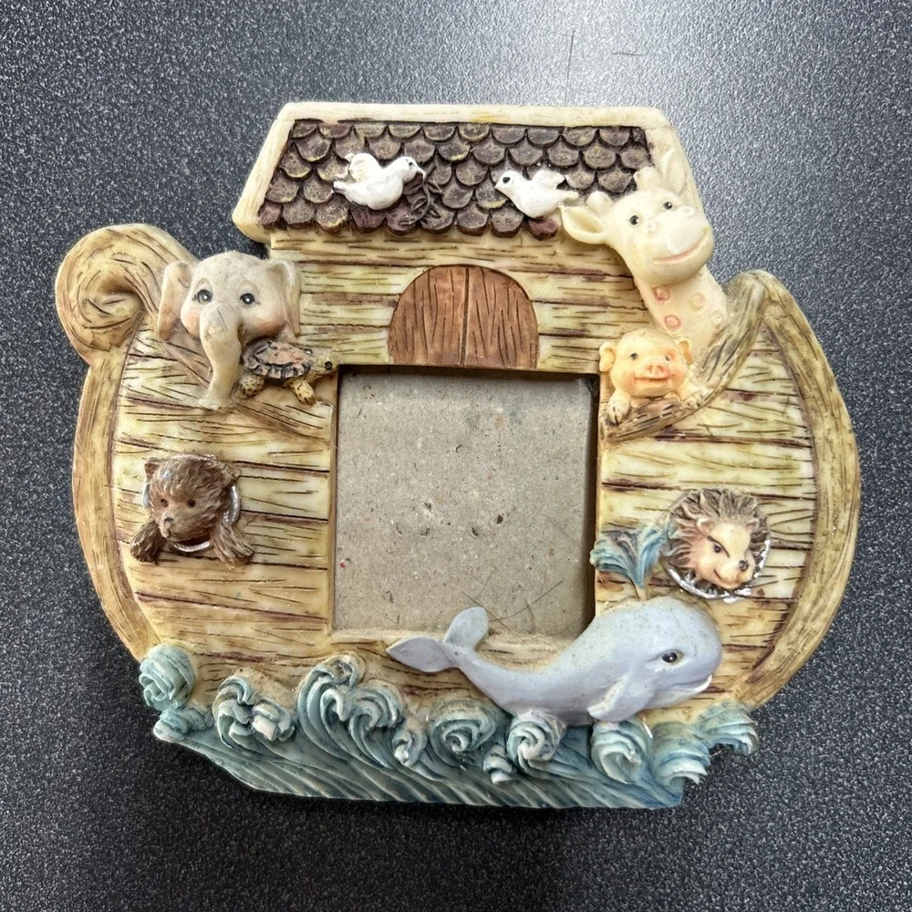 Noah's Ark‎ Picture Frame Nursery Ocean Animals